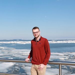 Meet your Posher, Thomas